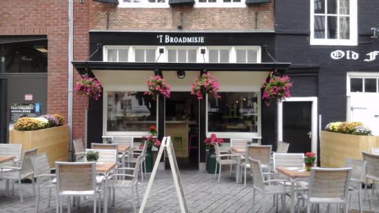 'T Broadmisje