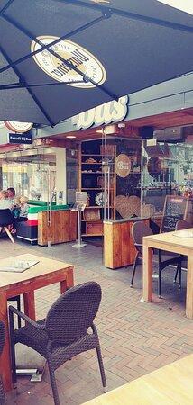Eetcafe Bij Bas